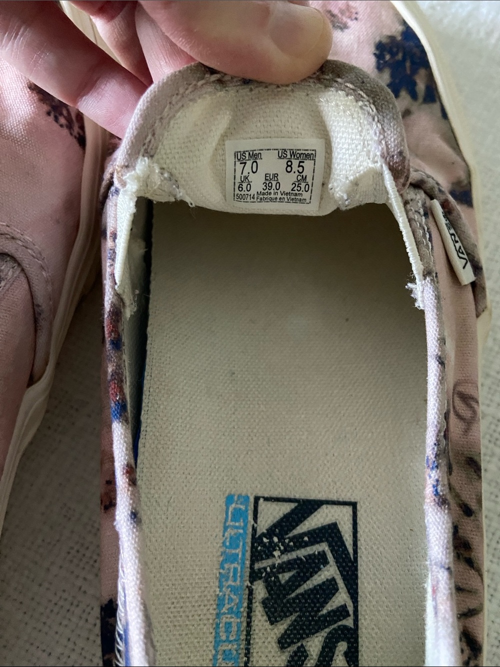 Vans Slip-On Floral Watercolor Canvas Sneakers in Pink and Blue Women’s 8.5 - Picture 8 of 15